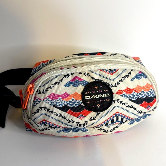 Dakine Waist Pack Fanny Pack – Multicolor Tribal Print Travel Festival Bag - Picture 1 of 5